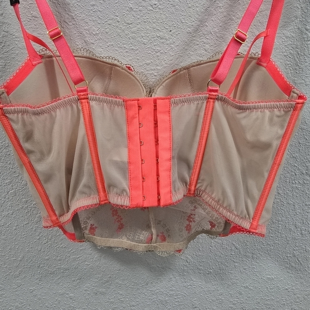 Victoria's Secret Bra Dream Angels Lightly-Lined Hert- Embrifery Size 34DD - Picture 9 of 15